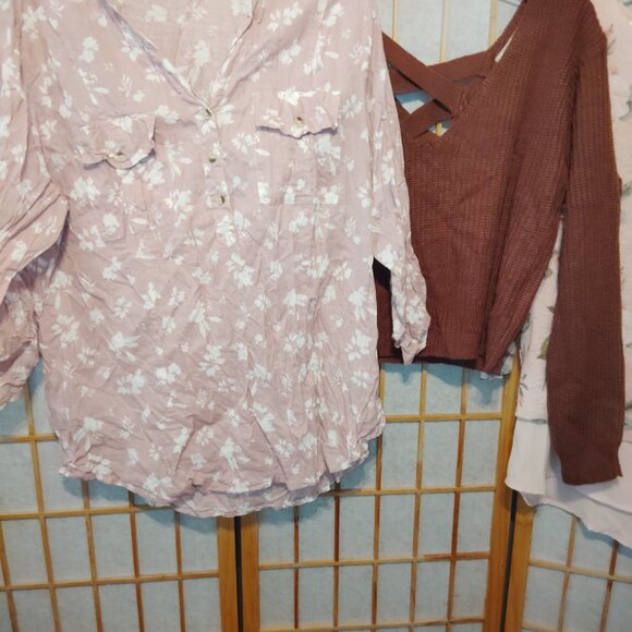 LOT OF 5/$20 WOMENS TOPS SHIRTS BLOUSE SWEATER EDEN & OLIVIA COCOMO~SIZE XL - Picture 2 of 5